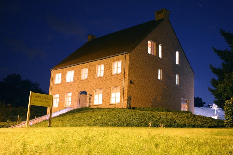 hotel image 0